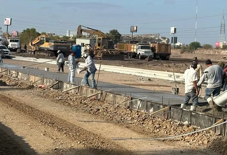 Inicia la pavimentación de la prolongación del bulevar Enrique Sánchez Alonso