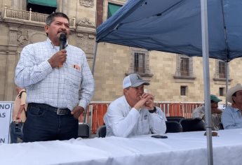 Productores pactan reunión con AMLO