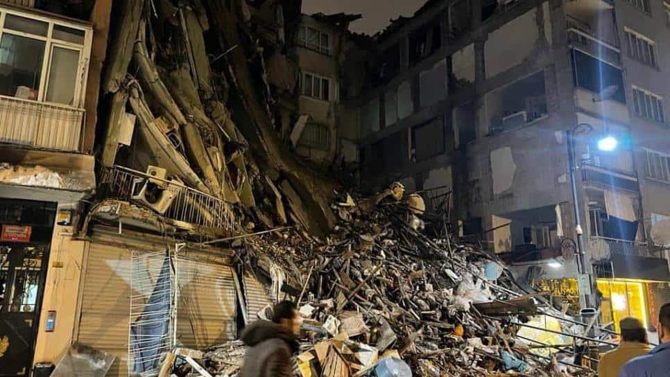 Periodista revela posible acto de corrupción en envío de víveres a Turquía y Siria tras sismos