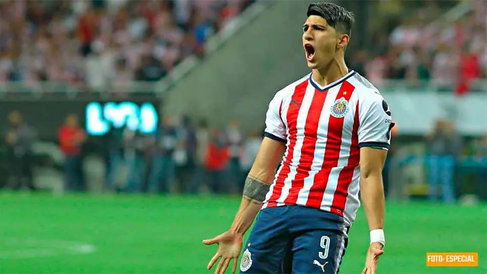 El delantero mexicano quiere volver a las Chivas. FOTO: Internet