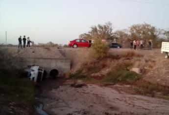 Madre e hija terminan en un canal de Costa Rica tras un fuerte choque