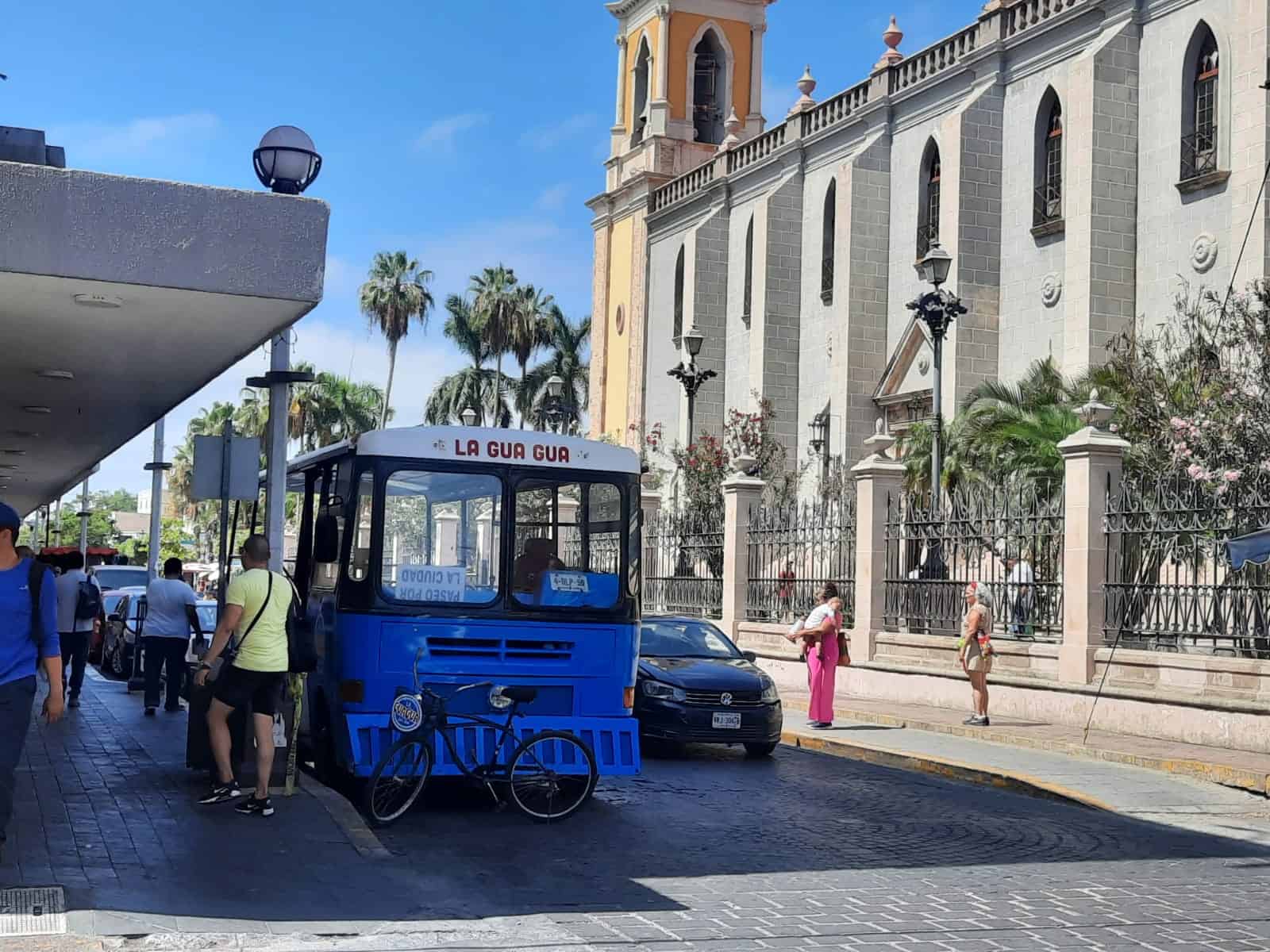 Conoce Mazatlán a través de un viaje en bus. FOTO: Luz Noticias