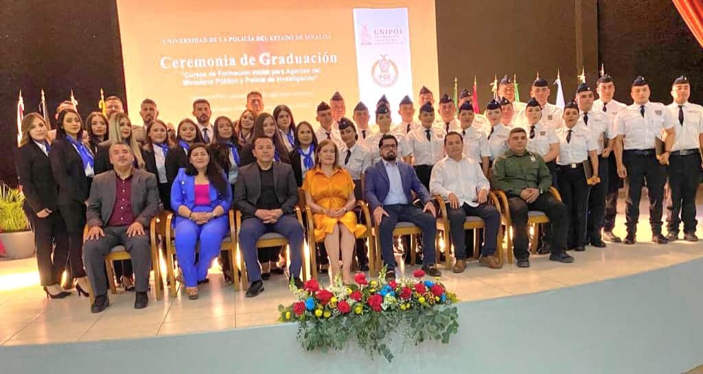Se contó con 38 egresados. FOTO: Cortesía