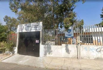 Estudiantes se pelean con delincuentes; ya están hartos de asaltos | VIDEO