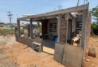 Desalojan a vecinos de la colonia Líderes en Acción en Mazatlán