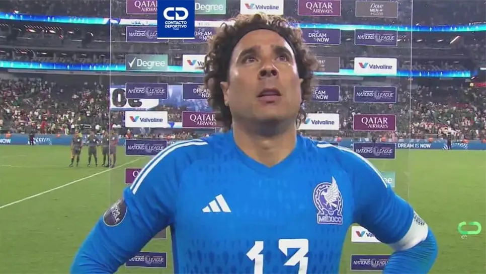 Guillermo Ochoa en zona mixta. FOTO: Internet