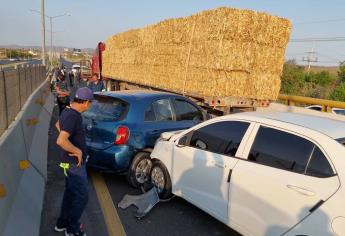 Se registra fuerte carambola sobre La Costerita, en Culiacán