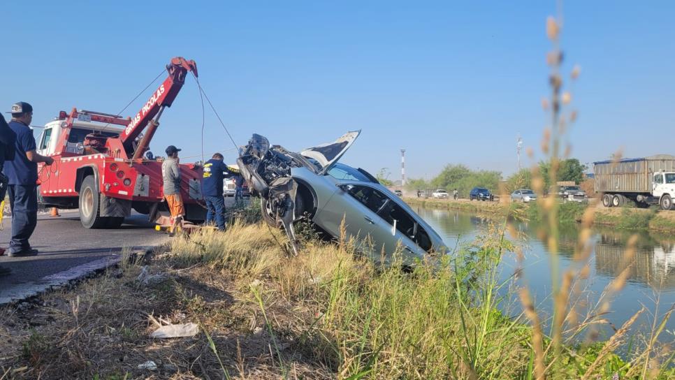 Canalazo deja una mujer sin vida y un lesionado en Los Mochis