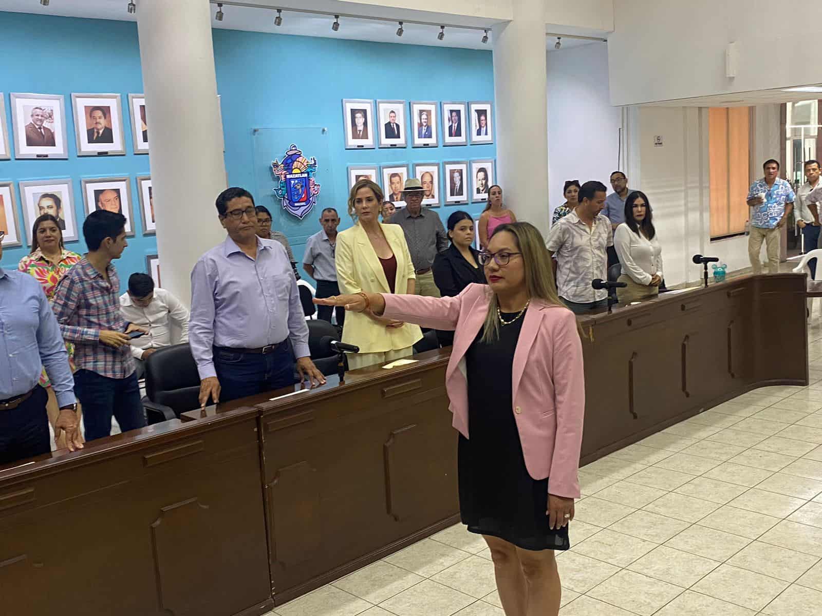 Sarahí Rosas Medina asumió oficialmente como Secretaria del Ayuntamiento de Mazatlán. FOTO: Luz Noticias