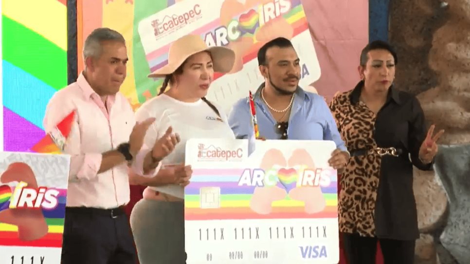 Entregan Tarjeta Arcoíris a integrantes del colectivo LGBTTTIQ+