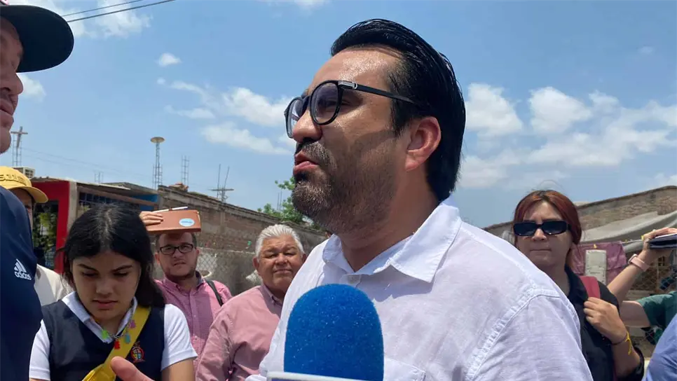 El alcalde de Culiacán compareciendo ante los medios de comunicación. FOTO: Luz Noticias