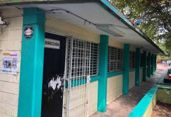 Un «sopapo» propinado a su hijo fue el detonante para que padre agrediera a prefecto en secundaria de Culiacán
