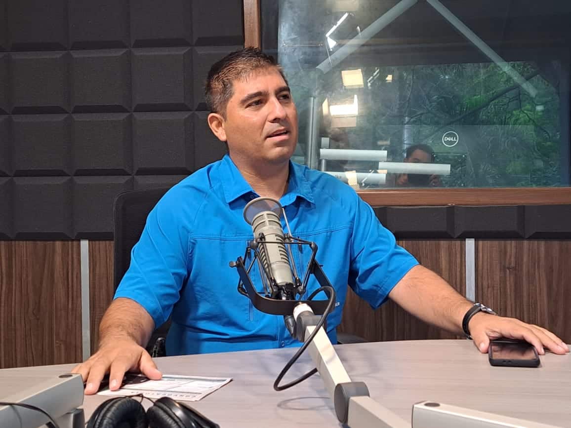 Mario David Beltrán Peña en el estudio de Luz Noticias. FOTO: Luz Noticias