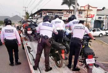 ¡Ahora en Villa Bonita! Por faltas al reglamento de tránsito aseguran 17 motocicletas tras operativo 