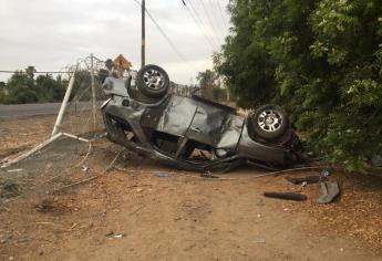 Solo en Guasave, vuelcan 3 vehículo en menos de 4 horas; hay cuatro lesionados 