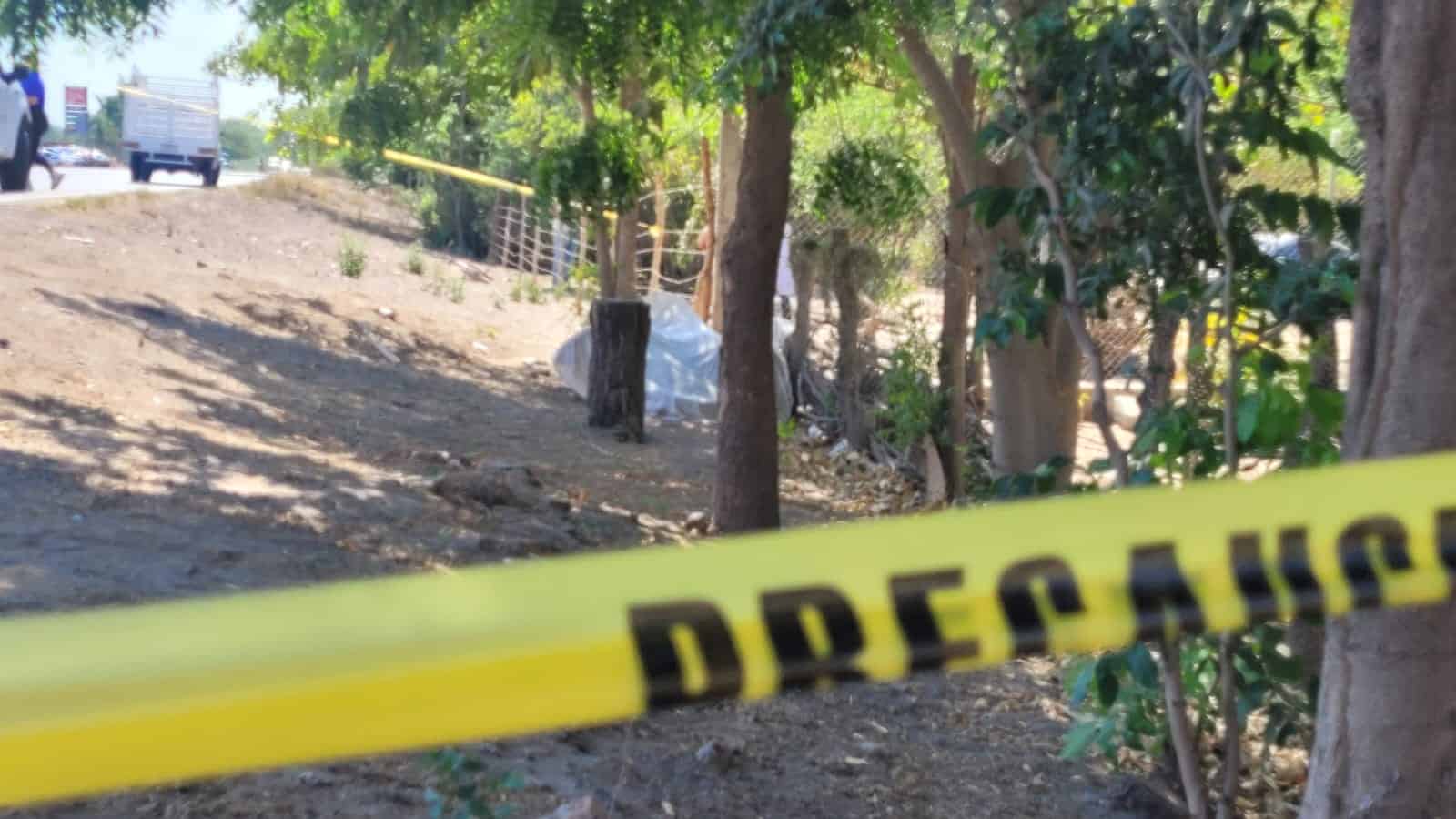 El joven quedó a un lado de la carretera. FOTO: Osmar Zavala.