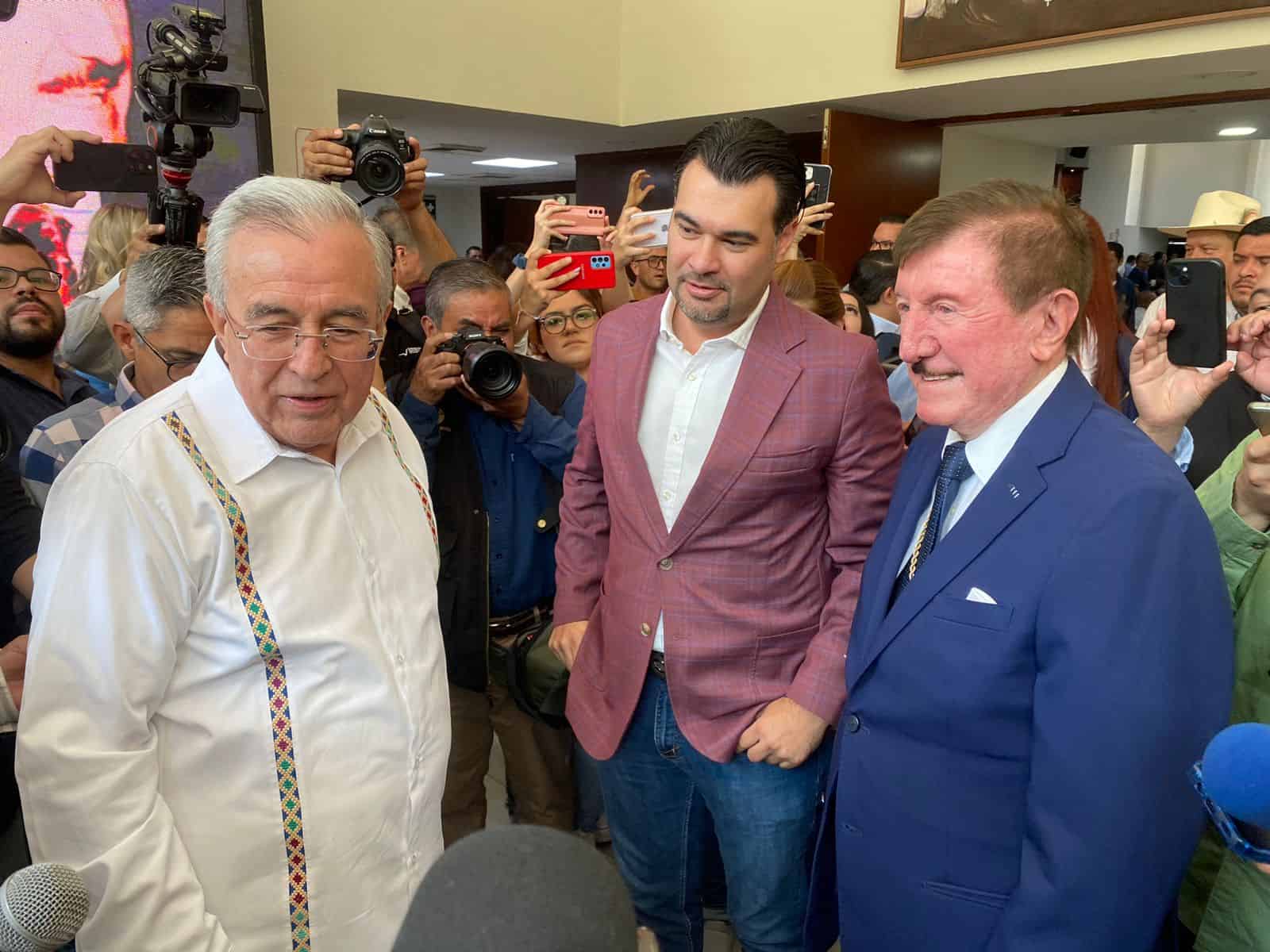 El Gobernador de Sinaloa mencionó que los corridos son un género literario que no va a prohibir. FOTO: Luz Noticia