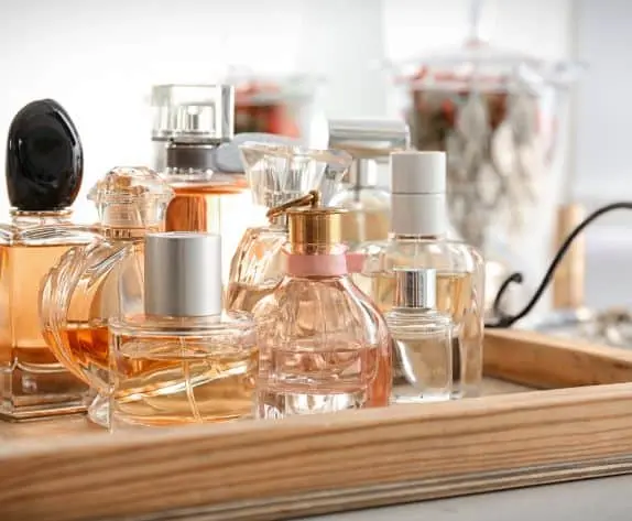 5 pasos para detectar un perfume pirata de uno original. | FOTO: Temática.