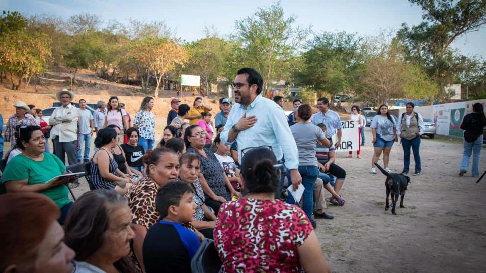 Juan de Dios Gámez anuncia la pavimentación de tres calles de la colonia 16 de Septiembre, en Culiacán