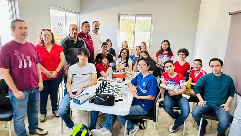 Presentan plataforma para jugar ajedrez en Ahome. FOTO: Cortesía
