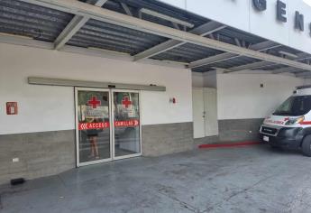Trasladan a herido por arma blanca a Cruz Roja en Culiacán