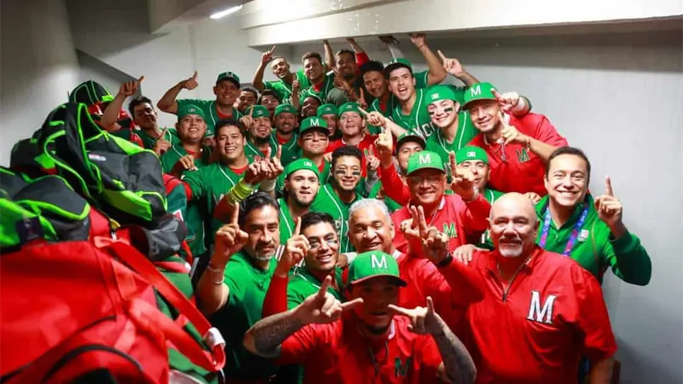 La novena de México se colgó la medalla de oro en los Juegos Centroamericanos y del Caribe. FOTO: Twitter.