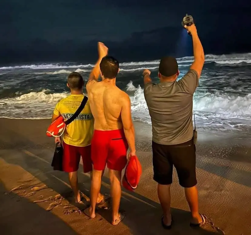 Fueron cerca de 5 horas de búsqueda las que requirieron las autoridades para encontrar el cuerpo del hoy fallecido. FOTO: Luz Noticias