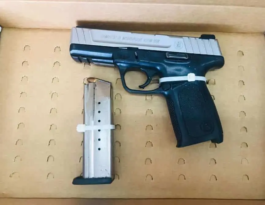 Persecución en Culiacán termina con el arresto de dos personas