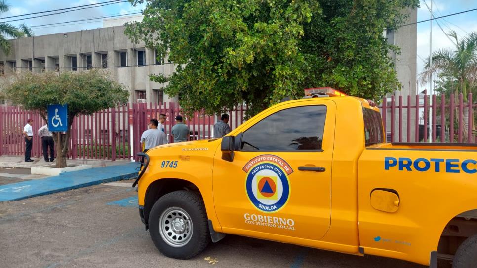 Corto circuito provoca conato de incendio en oficinas del Bienestar en Culiacán