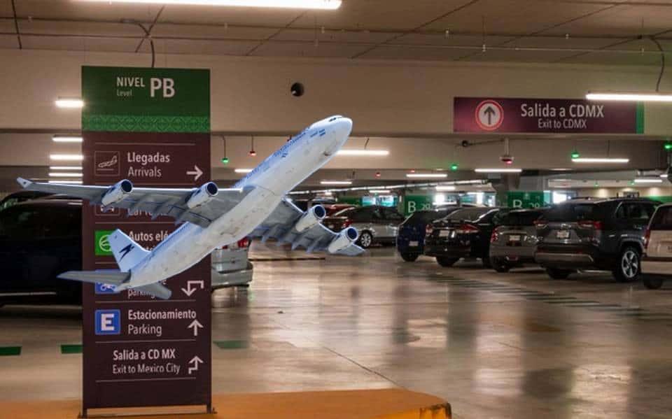 ¿Qué pasa con los autos abandonados en el aeropuerto?