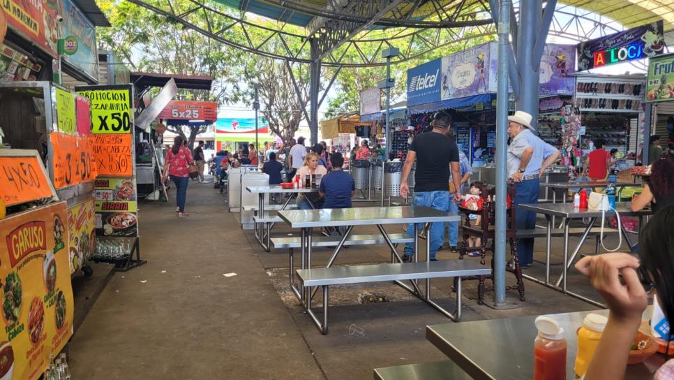 Mercado Zona 030: ¿Qué puedes comer con 50 pesos?