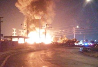 Al menos ocho muertos deja incendio en Central de Abasto de Toluca