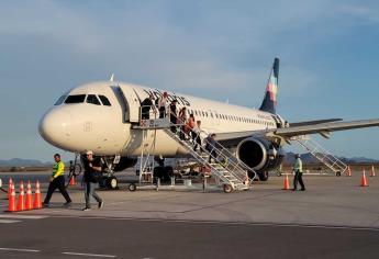 Inauguran primer vuelo desde Los Mochis hacia León, Guanajuato 