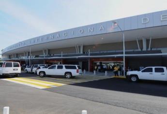 Aeropuerto de Mazatlán reactiva sus vuelos pese a la fuerte lluvia