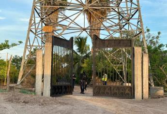 Dijo que estaba «crudo»; más tarde lo encontraron muerto en una finca del ejido Louisiana, Ahome