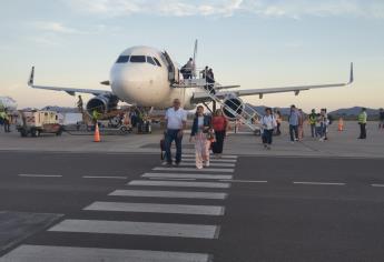 Inauguran vuelo Los Mochis-Mexicali