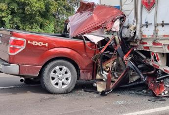 Vecino de Quilá pierde la vida al chocar contra un tráiler en la sindicatura de Costa Rica 