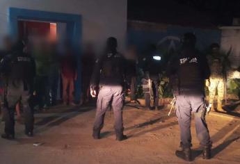 Rescatan a 39 personas de otro centro de rehabilitación en Angostura; hay 3 detenidos