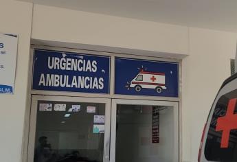 Apedrean y hieren con arma blanca a dos jóvenes en Ahome en una fiesta 