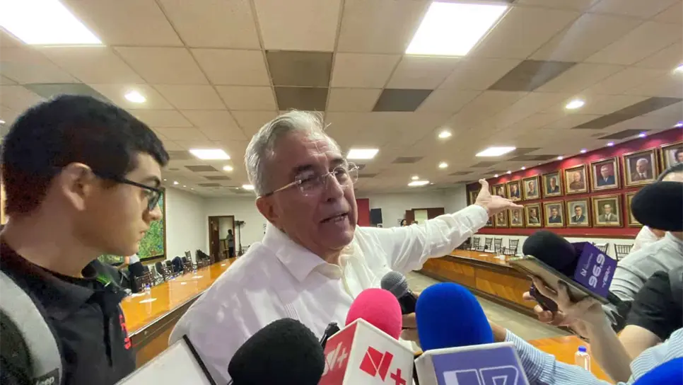 El mandatario estatal reveló cifras que indican que en su primer año de gobierno hubo menos violencia que en el primer año de Cuén como alcalde de Culiacán. FOTO: Luz Noticias