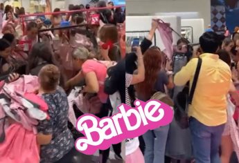 Se pelean por colección de Barbie en famosa tienda de ropa en México