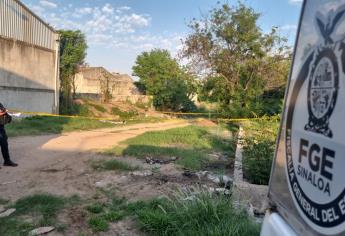 «Emplayado» encuentran a un ejecutado en la colonia Real de Minas, Culiacán
