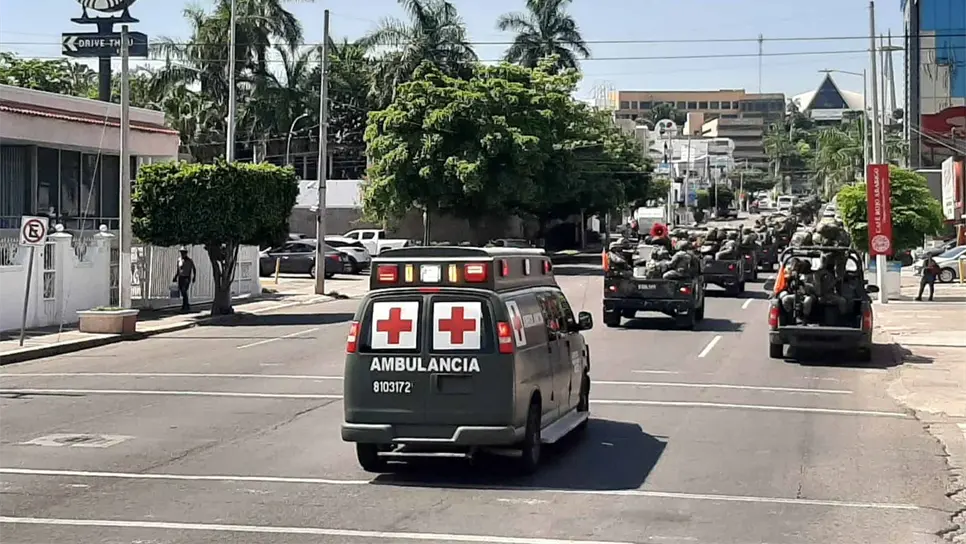 Elementos del Ejercito Militar arriban a Culiacán. FOTO: Cortesía