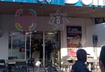 Lanzan bomba a pizzería de Oaxaca: explosión deja 4 lesionados