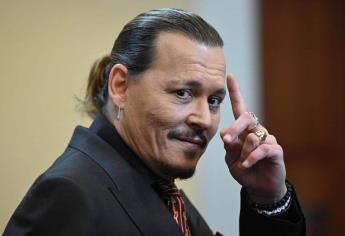 Encuentran a Johnny Depp desmayado antes de un show en Budapest