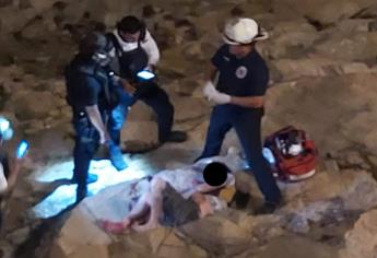 Hombre cae a las piedras de Olas Altas en Mazatlán y vive para contarlo