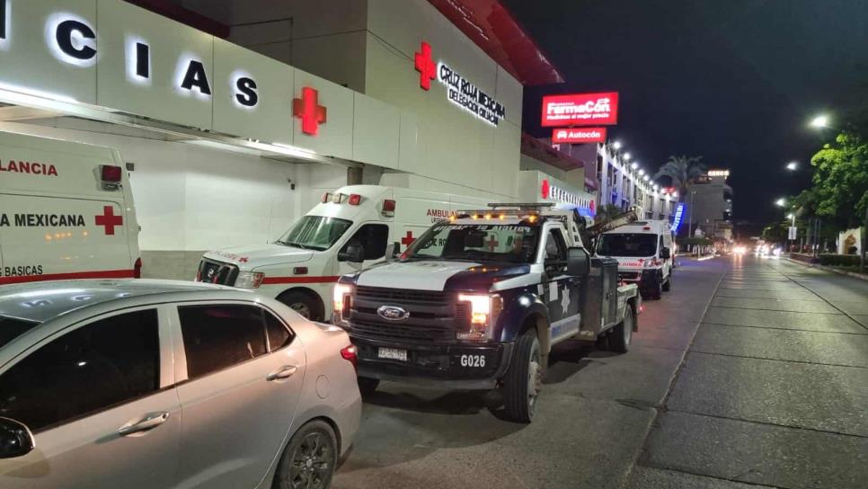 Niña de 10 años cae de un tercer piso en la colonia Alturas del Sur, en Culiacán Niña de 10 años cae de un tercer piso en la colonia Alturas del Sur, en Culiacán