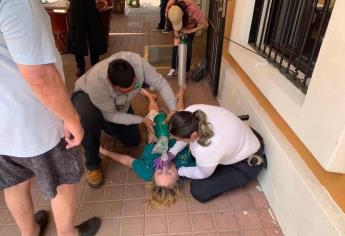 Mujer policía salva a persona que se ahogaba con un pedazo de comida en Mazatlán