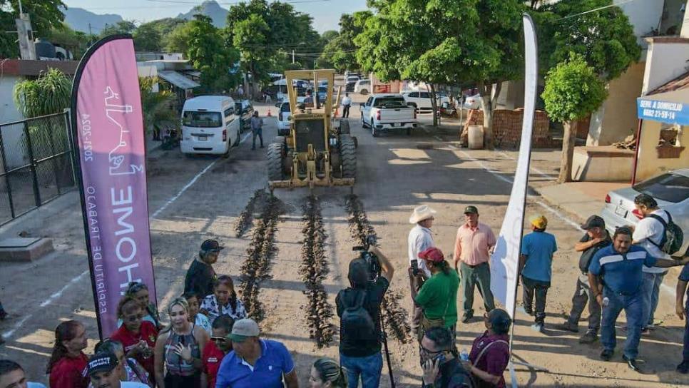 Ponen en marcha pavimentación de la calle Guillermo Prieto, en San Miguel Zapotitlán