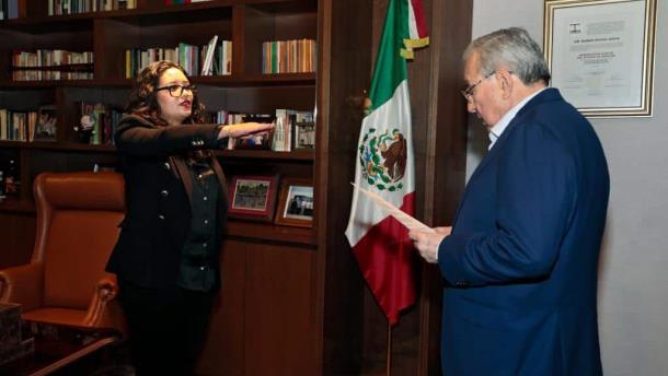 Rocha Moya nombra a Karina Calderón como titular de la Comisión Estatal de Búsqueda de Personas